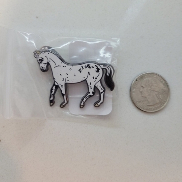 Breyer Pin‎ - Picture 3 of 3